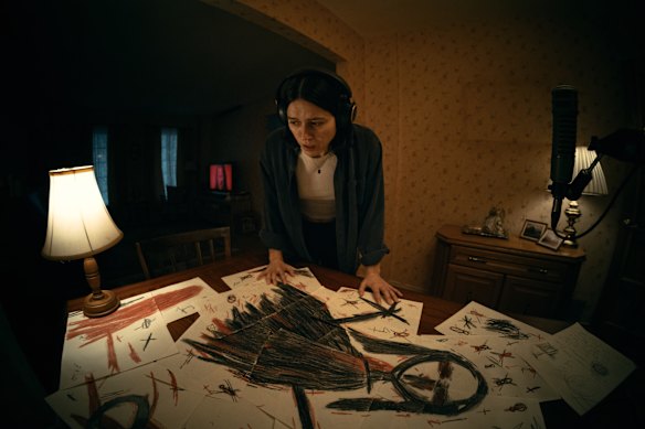 Nina Kiri descends into a reality-bending psychosis in Undertone, largely thanks to the terrifying sounds around her.