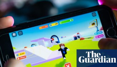 Parents are helping their children bypass Roblox age checks and play as adults | Social media ban