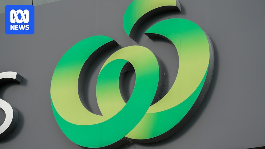 ACCC says Woolworths 'contravened' own guardrails for 'Prices Dropped' promotion, court hears