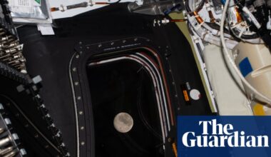 Artemis II astronauts on course to set new distance record during moon flyby | Artemis II