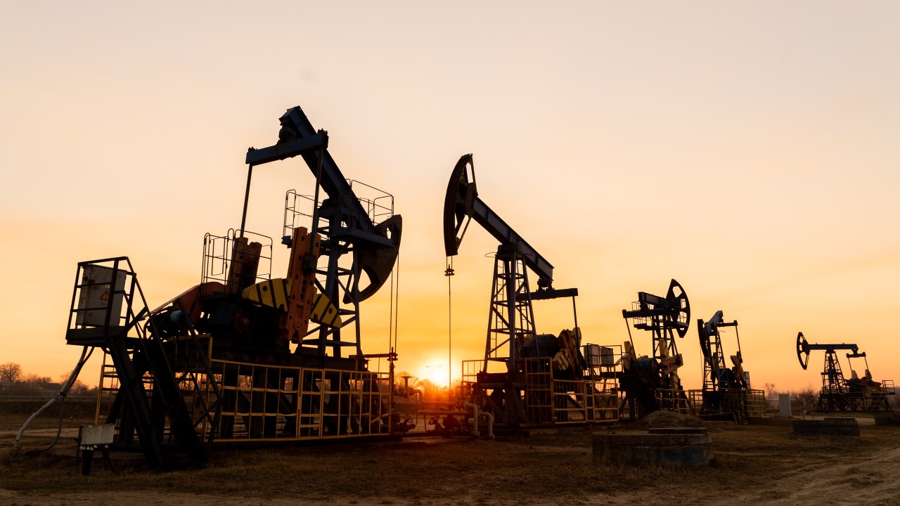 'This is a wake up call': Economist claims Australia must rebuild oil industry to address economic and national security risks