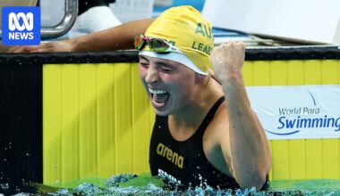 Paralympic swimmer Alexa Leary calls for traumatic brain injury awareness day