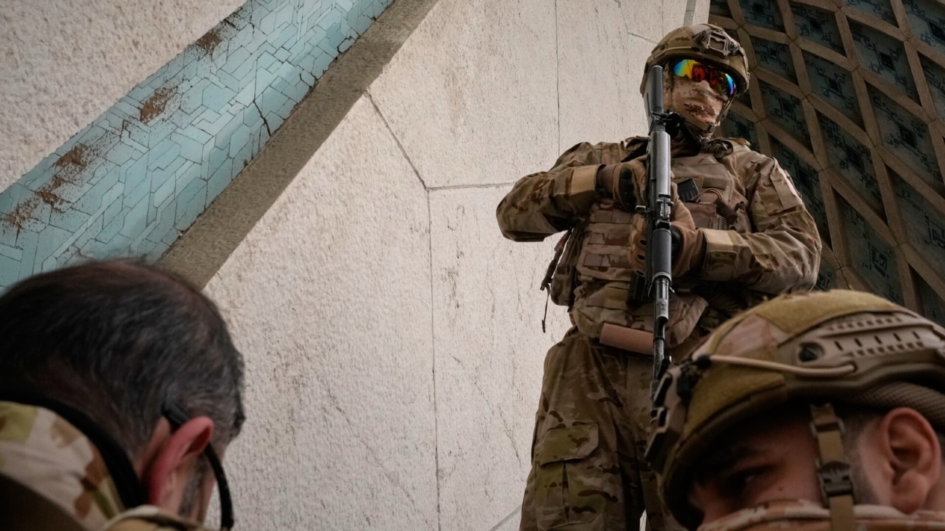 Iran launches mass recruitment drive to defend Kharg Island