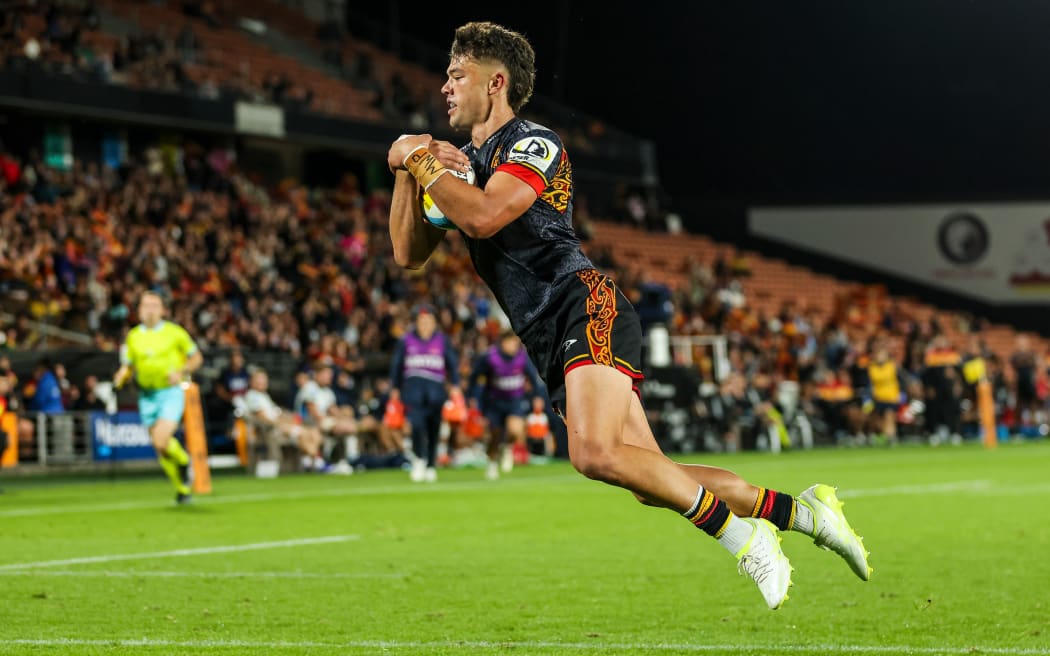 Chiefs' Kyren Taumoefolau scores a try during the Chiefs vs Waratahs, Super Rugby Pacific match at FMG Stadium, Hamilton, New Zealand on Saturday 4 April 2026. Photo: DJ Mills / Photosport