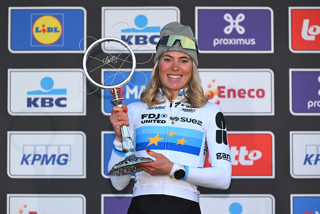 NIVONE, BELGIUM - FEBRUARY 28: Demi Vollering of Netherlands and Team FDJ United - SUEZ celebrates at podium as race winner during the 21st Omloop Het Nieuwsblad 2026, Women&amp;apos;s Elite a 137.2km one day race from Ghent to Ninove / #UCIWWT / on February 28, 2026 in Ninove, Belgium. (Photo by Tim de Waele/Getty Images)