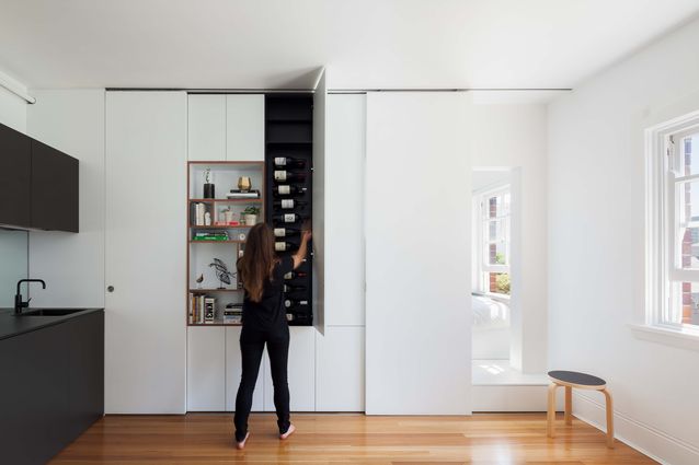 First House: Darlinghurst Apartment by Brad Swartz Architects