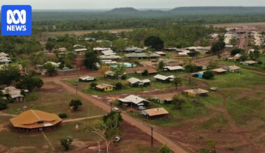 Remote NT community of Wadeye experiences weeks of rolling Telstra outages
