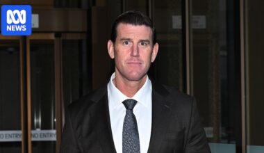 Ben Roberts-Smith does not apply for bail in first court appearance on war crime charges