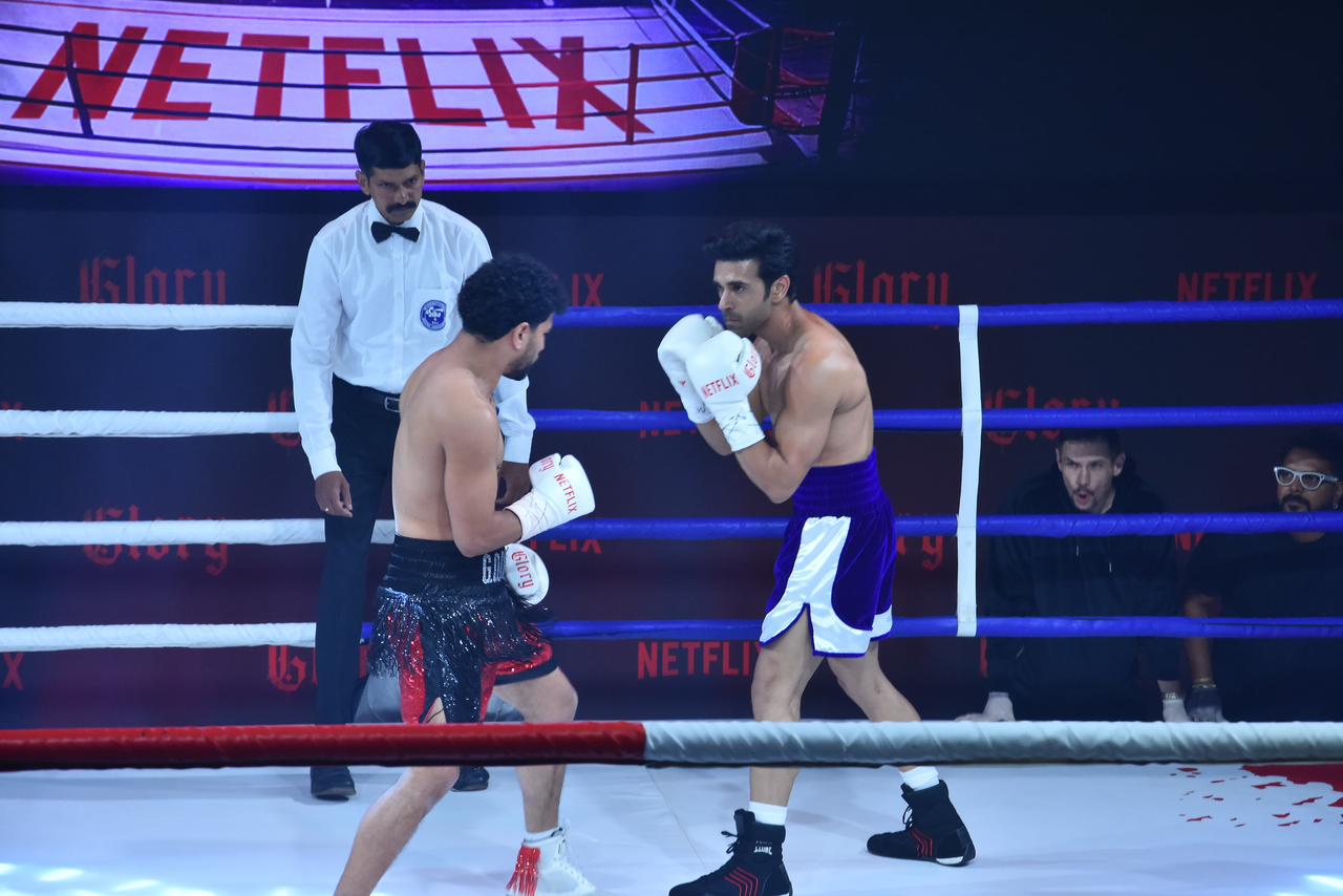 Pulkit Samrat Enters the Ring for Live Boxing Match for Glory Trailer Launch