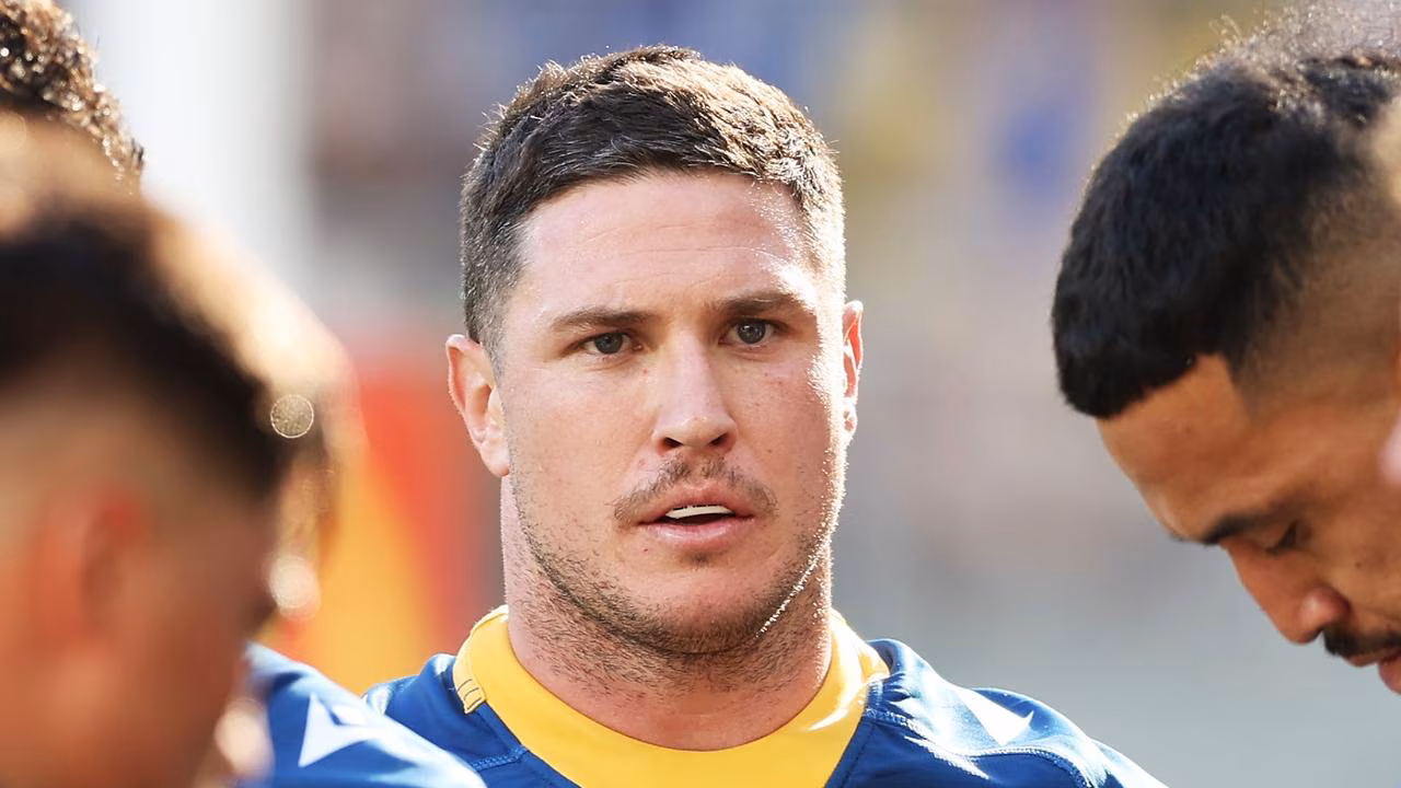 NRL fans rage and boo team off after shocker