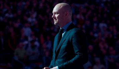 Toronto Maple Leafs meeting with Mats Sundin about potential management role