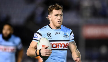Captains return from injury to lift Bulldogs and Sharks