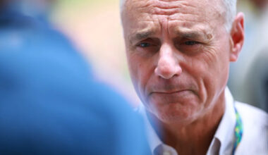 MLB owners, MLBPA reportedly set to begin labor negotiations soon, with salary cap at center of talks
