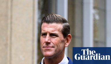 Pauline Hanson says she won’t ‘abandon’ Ben Roberts-Smith as Greens argue ‘no one should be above the law’ | Ben Roberts-Smith