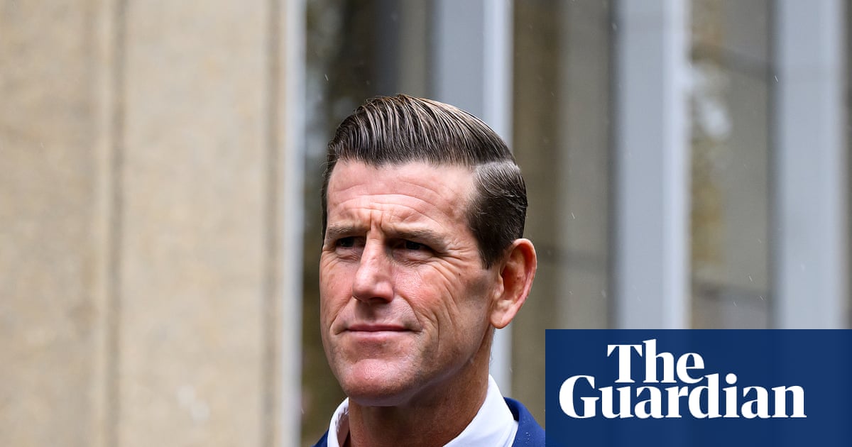 Pauline Hanson says she won’t ‘abandon’ Ben Roberts-Smith as Greens argue ‘no one should be above the law’ | Ben Roberts-Smith