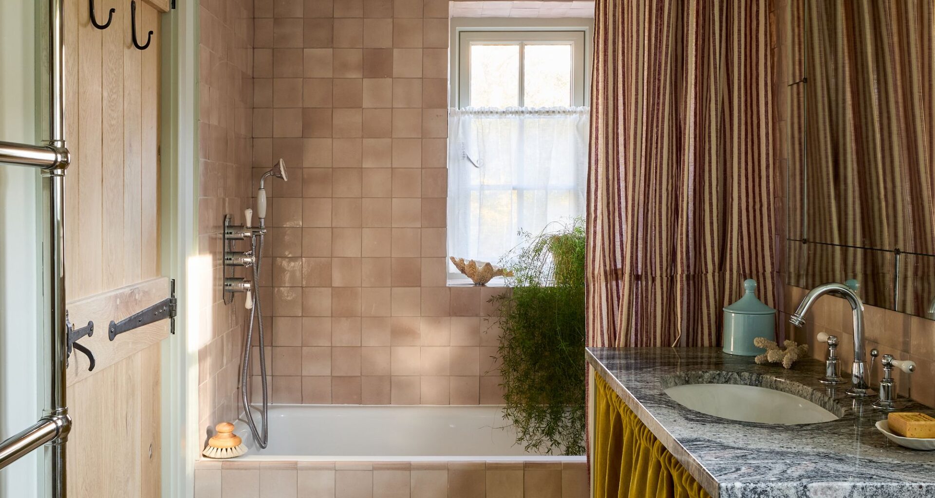 Farmhouse-Style Interior Design — What You Need To Know