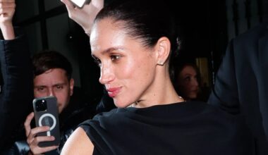 Meghan Markle takes 'dig' at royal family with bold statement