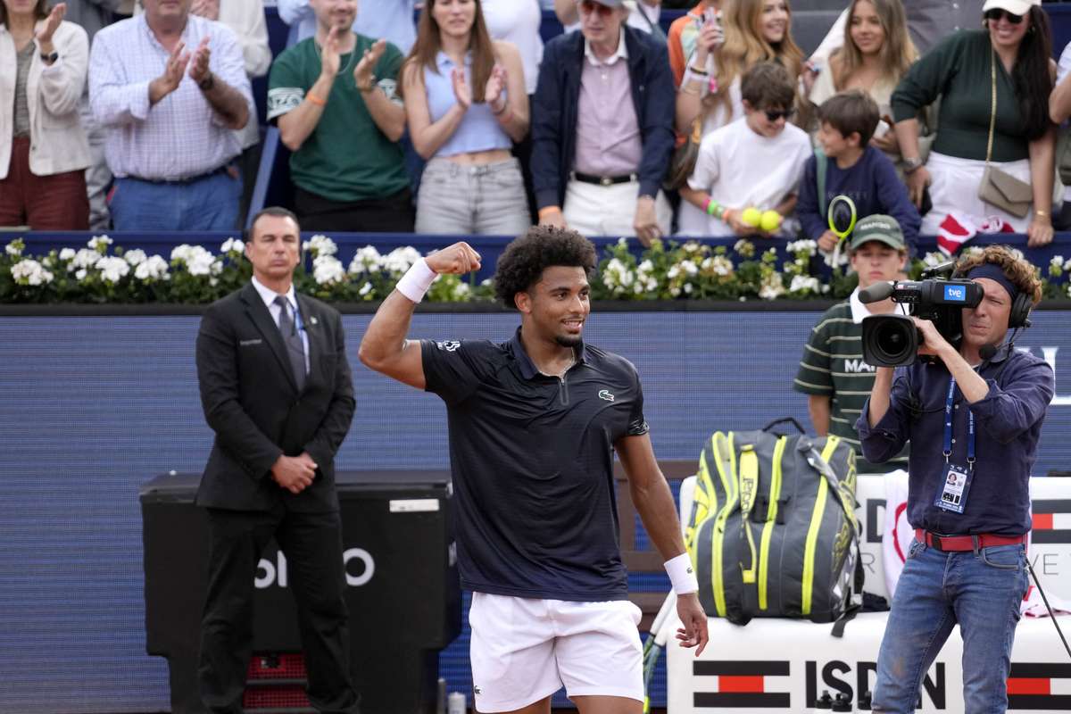 Arthur Fils and Andrey Rublev claim comeback wins to move into Barcelona final