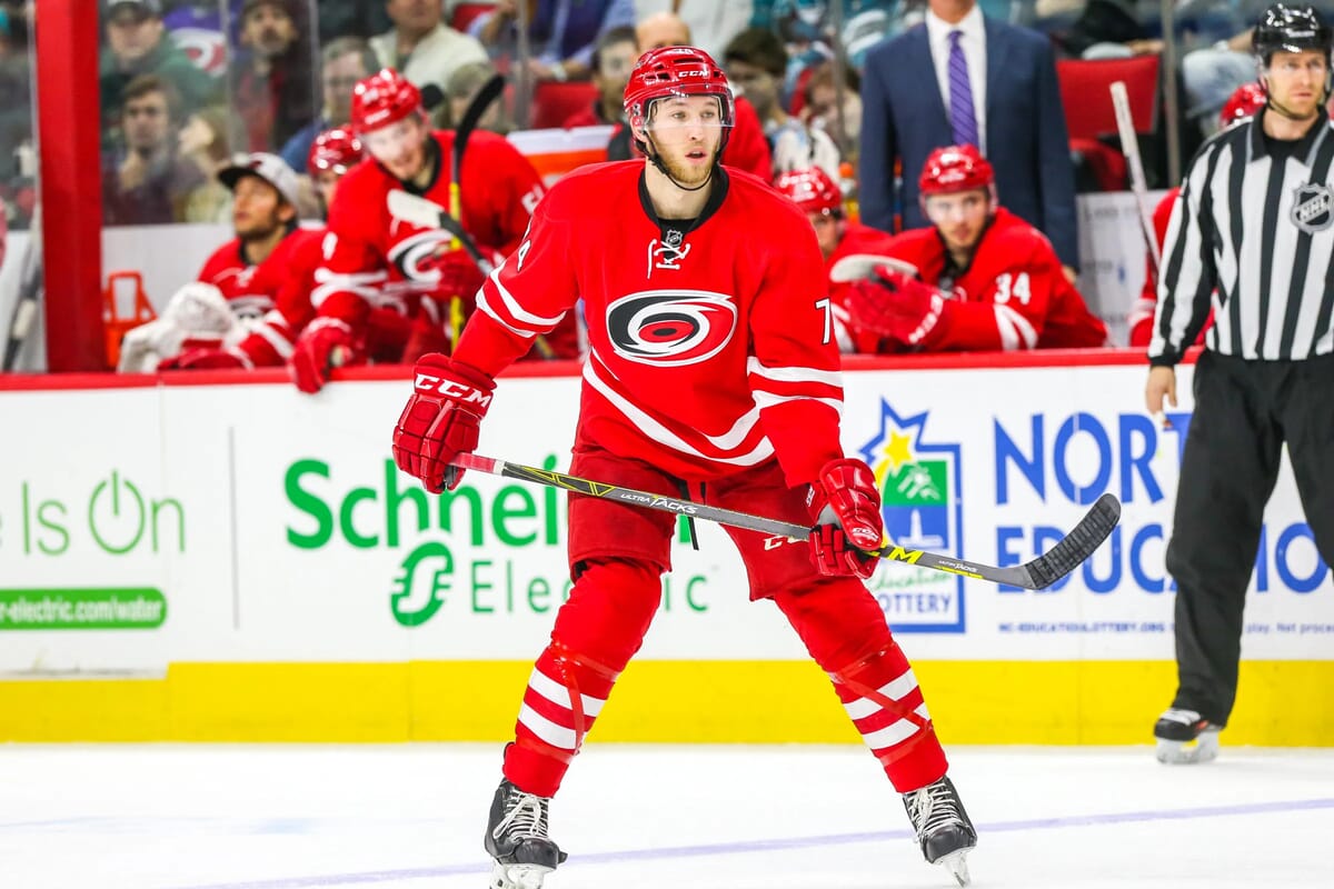 New York Islanders vs Carolina Hurricanes Prediction, Picks & Odds