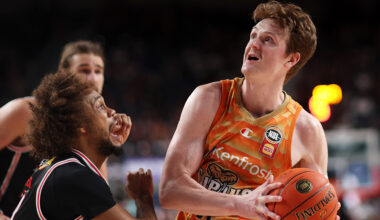 Report: Taipans big firming as United target
