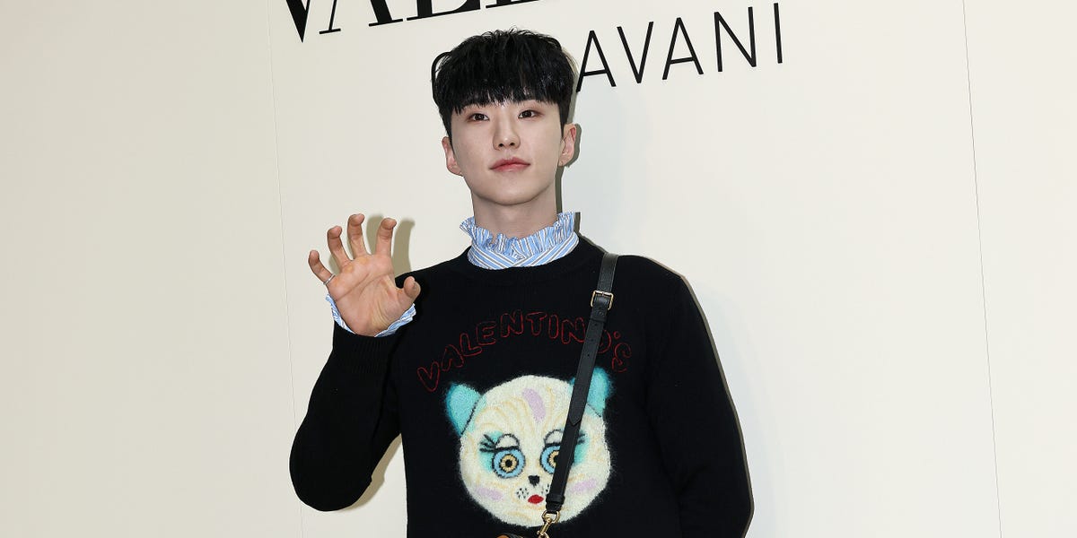 Seventeen's Hoshi Turned His Mandated Break Into a Productivity Flex