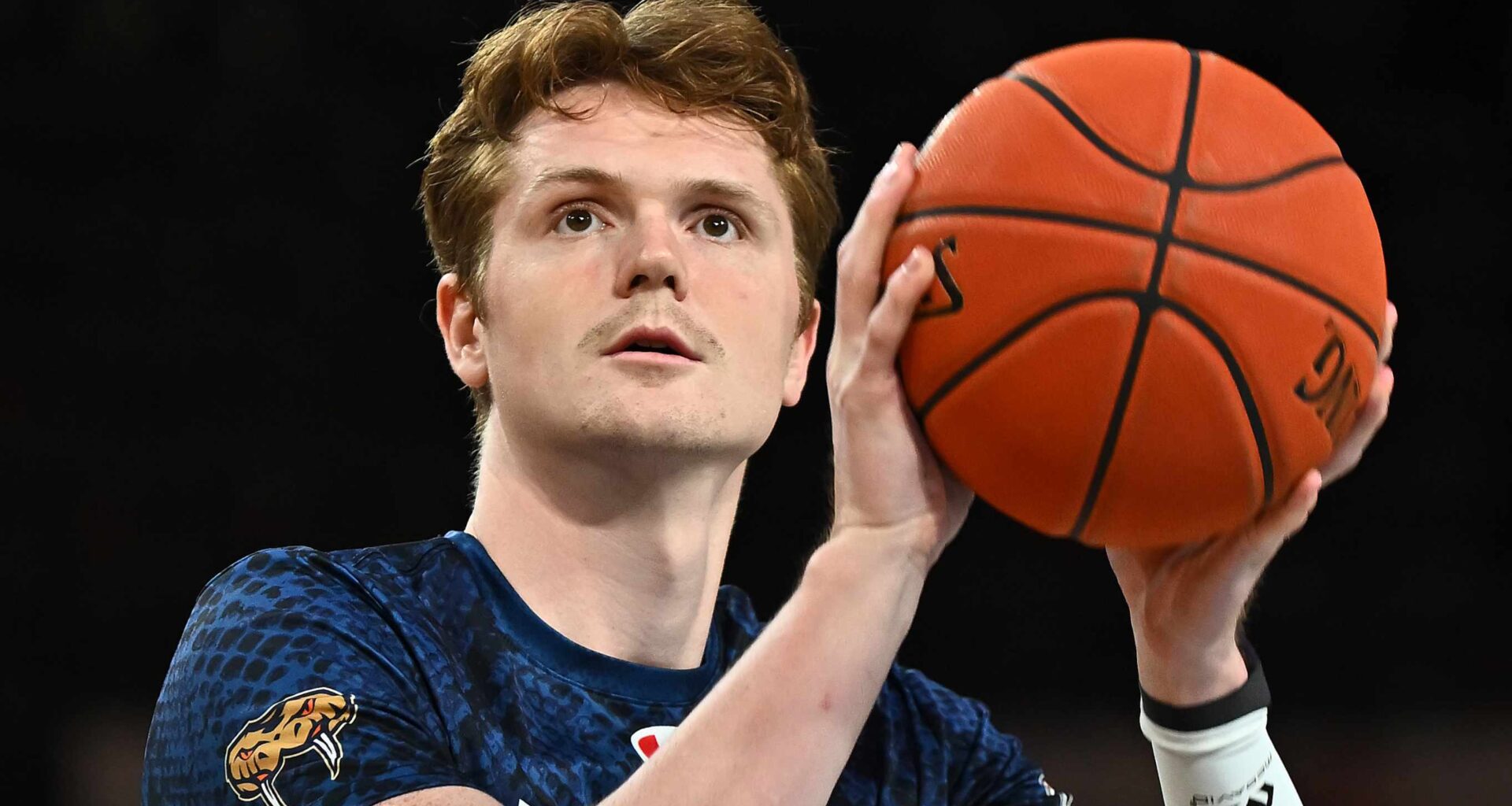 United confirm signing of star big man