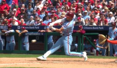Phillies rally in the 9th inning to beat the Giants 3-2 in the first game of a doubleheader