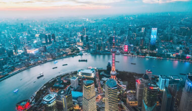 China Hit Brakes on Fiscal Stimulus as Economy Holds Up Amid War