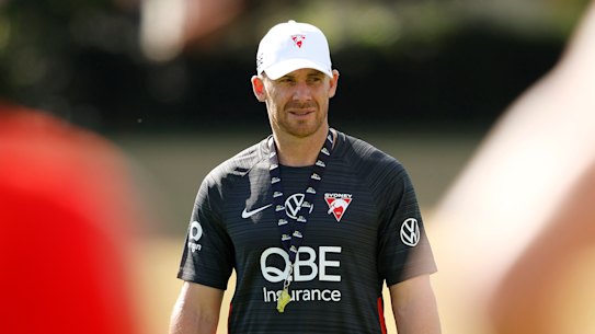 Simon Goodwin at work with the Swans.