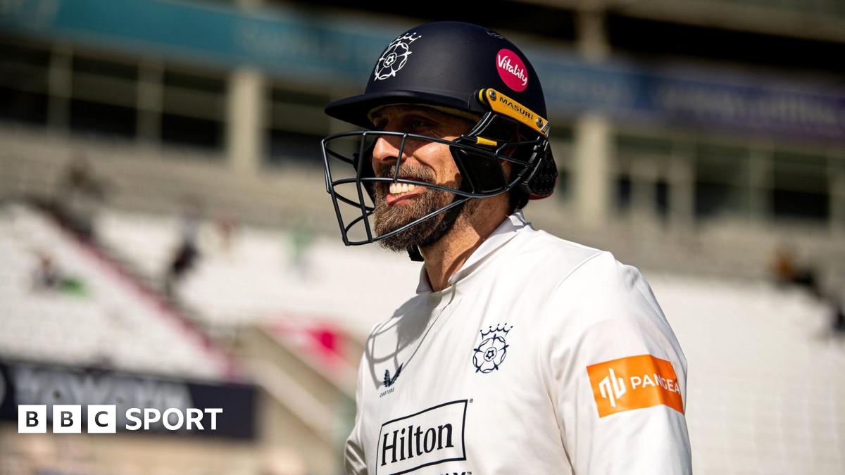 Jake Lehmann in action for Hampshire Cricket