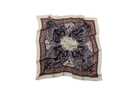 Printed scarf with silk.