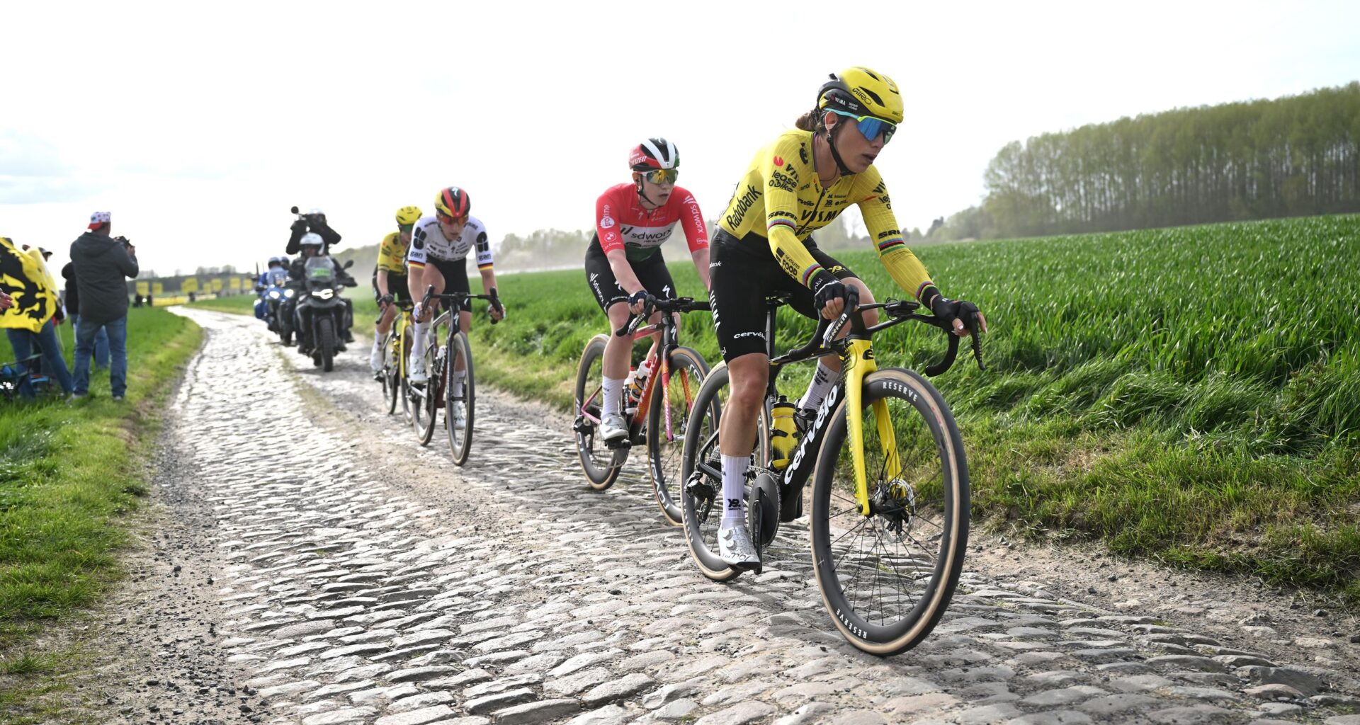 'Now it feels like we had leftover crowds' – Taking the temperature of the new Paris-Roubaix Femmes format