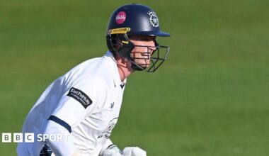 Nick Gubbins batting