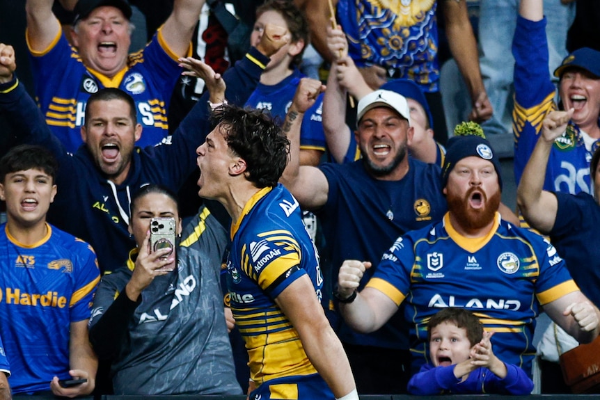 Te Hurinui Twidle celevrates scoring