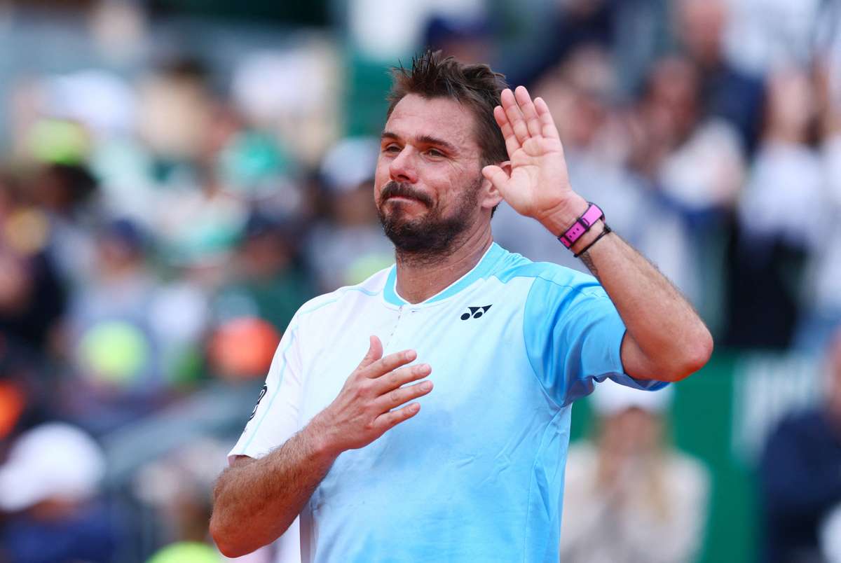 Stan Wawrinka says goodbye to Monte Carlo with first-round defeat