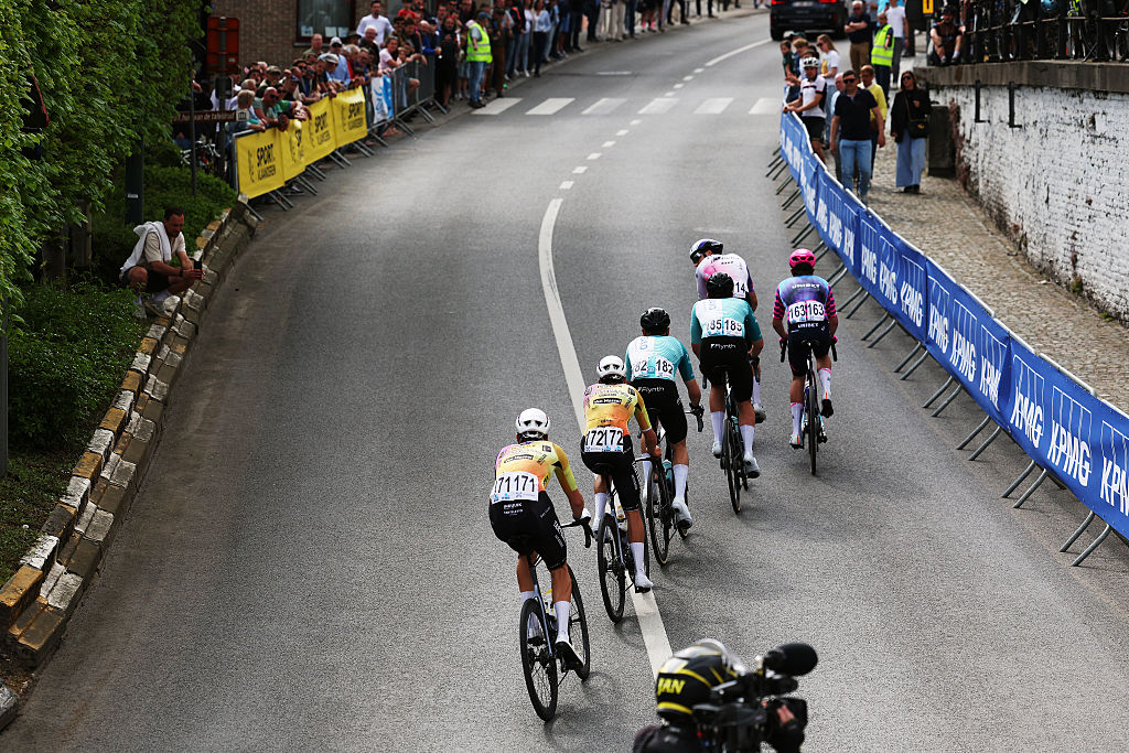 Vojtech Kminek of Team Burgos Burpellet BH, Cedrik Bakke Christophersen of Team Unibet Rose Rockets, Fabrice Lefevre of Team Tarteletto - Isorex, Michiel Coppens of Team BEAT CC p/b Saxo, Jonah Killy of Team Tarteletto - Isorex and Bram Dissel of Team BEAT CC p/b Saxo compete in the breakaway