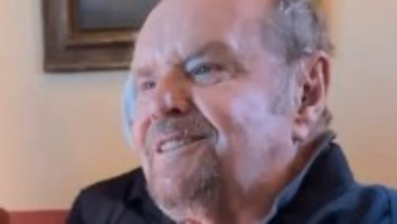 Reclusive Hollywood legend Jack Nicholson seen in extremely rare picture