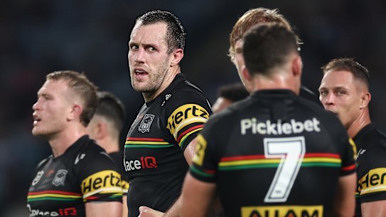Isaah Yeo looks on following another Bulldogs try in their round 6 loss.