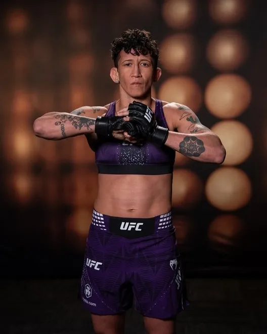 Virna Jandiroba, UFC Fight Night 272 portrait