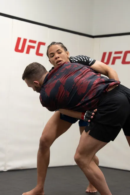 Dione Barbosa, UFC Fight Night 272