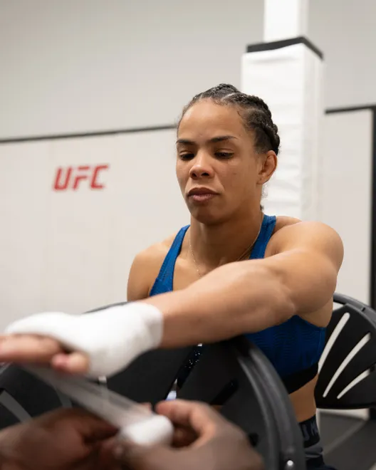 Dione Barbosa, UFC Fight Night 272