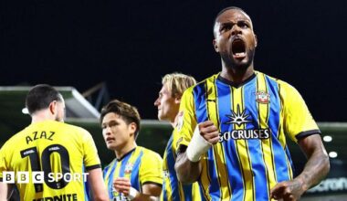 Southampton midfielder Flynn Downes celebrates