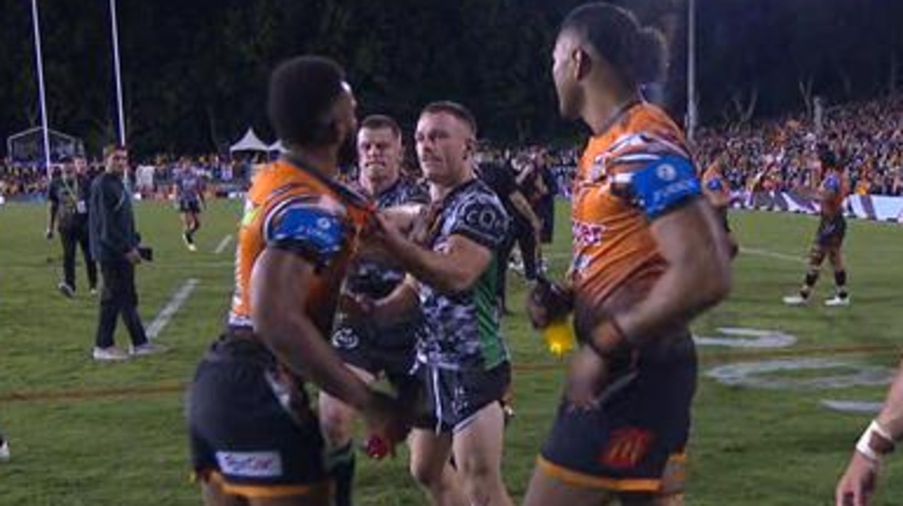 Tom Starling exposes social media troll after scuffle with Sunia Turuva, Canberra Raiders vs Wests Tigers, Round 8