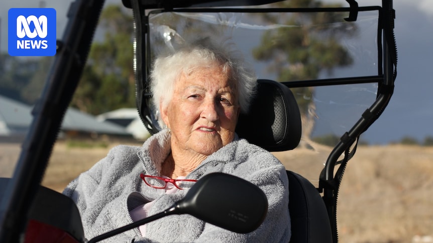 Fuel crisis driving calls for better public transport in regional Western Australia