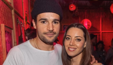 Aubrey Plaza pregnant 15 months after husband’s death