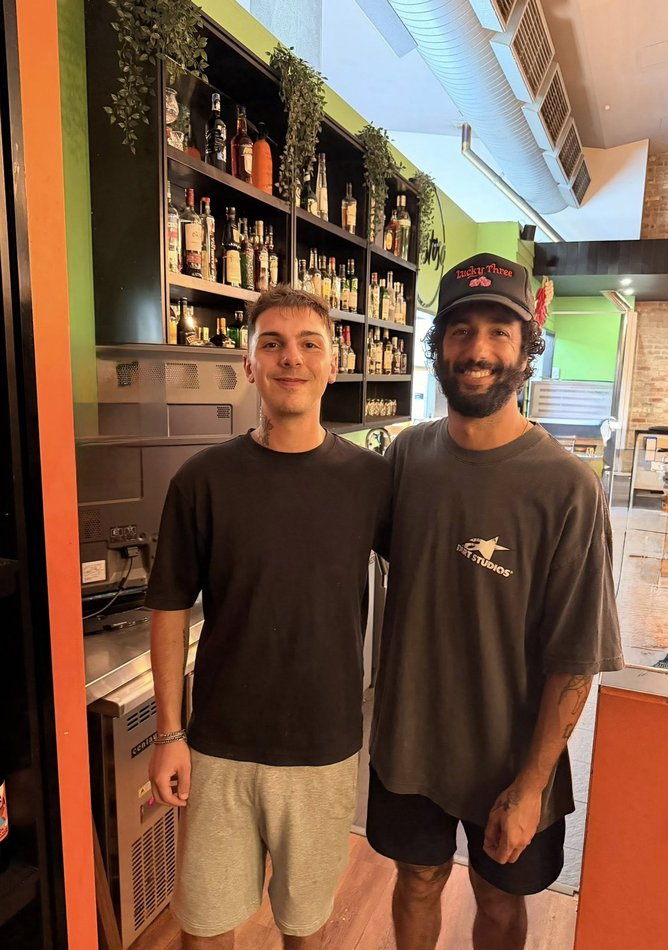 Daniel Ricciardo and Gustoso staff member Mattia.