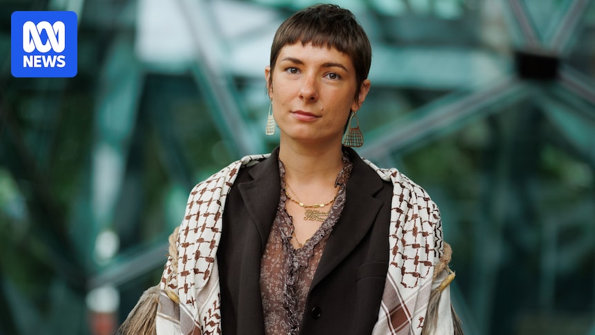 Authors ditch University of Queensland Press after Indigenous kids book pulled for 'anti-Semitism' of illustrator