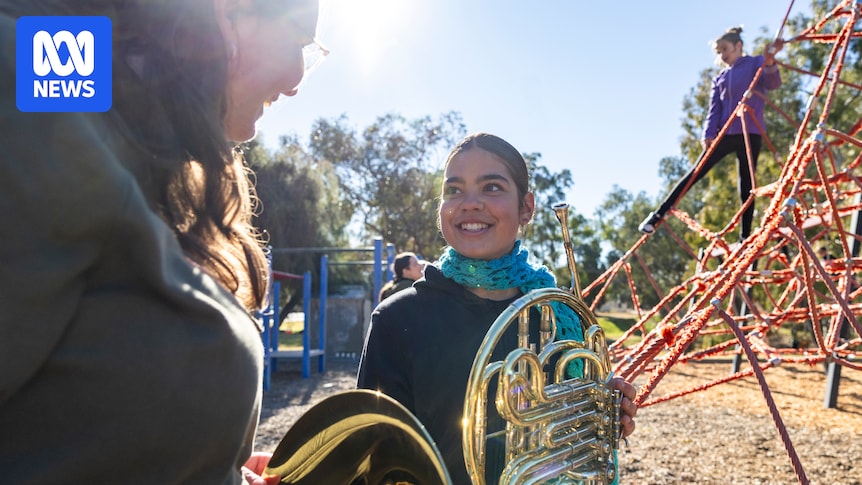 Sydney Youth Orchestras' visit to Wilcannia brings together country and city kids who all love music