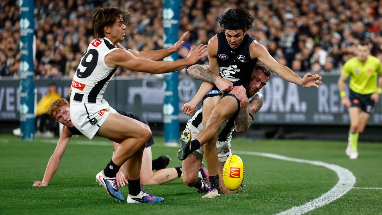 Why Carlton Blues must brace for big fine as coaches’ big in-game fail called out