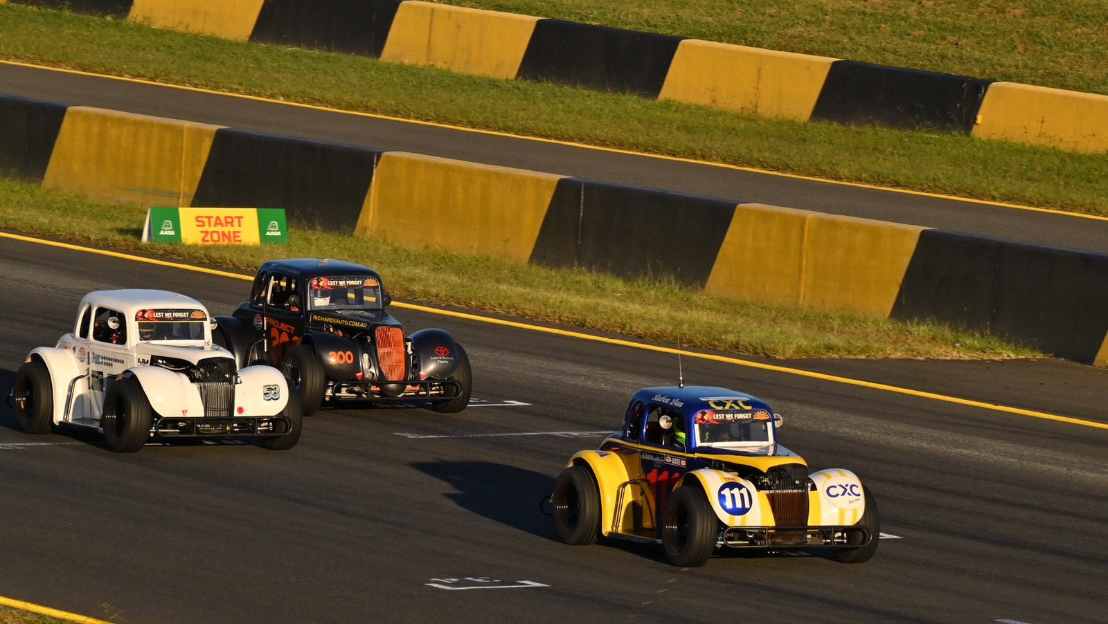 New names dominate, speedway stars stun in final Legends Nationals heats